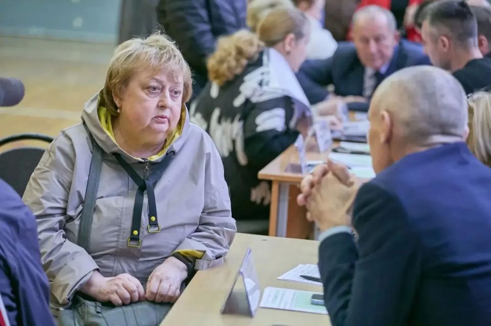 Заместитель главы Балашихи Михаил Объедков провел встречу с жителями микрорайона Купавна Заместитель главы Балашихи Михаил Объедков провел встречу с жителями микрорайона Купавна