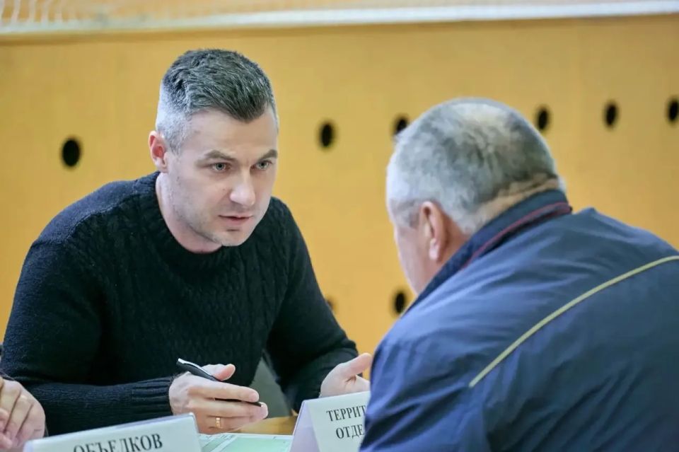 Заместитель главы Балашихи Михаил Объедков провел встречу с жителями микрорайона Купавна Заместитель главы Балашихи Михаил Объедков провел встречу с жителями микрорайона Купавна