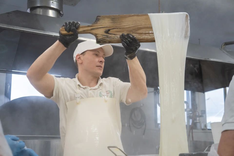 Владимир Волков: Люберецкие сыры — новый вкус Подмосковья Владимир Волков: Люберецкие сыры — новый вкус Подмосковья