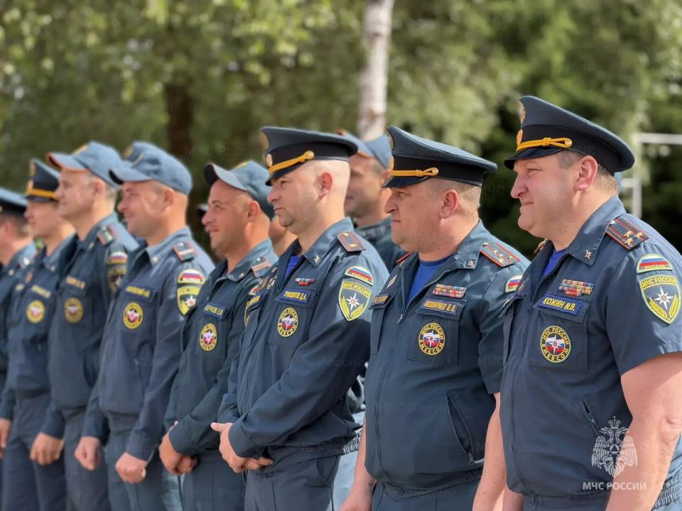 Личный состав 19 ПСО торжественно проводил на заслуженный отдых боевых товарищей Личный состав 19 ПСО торжественно проводил на заслуженный отдых боевых товарищей