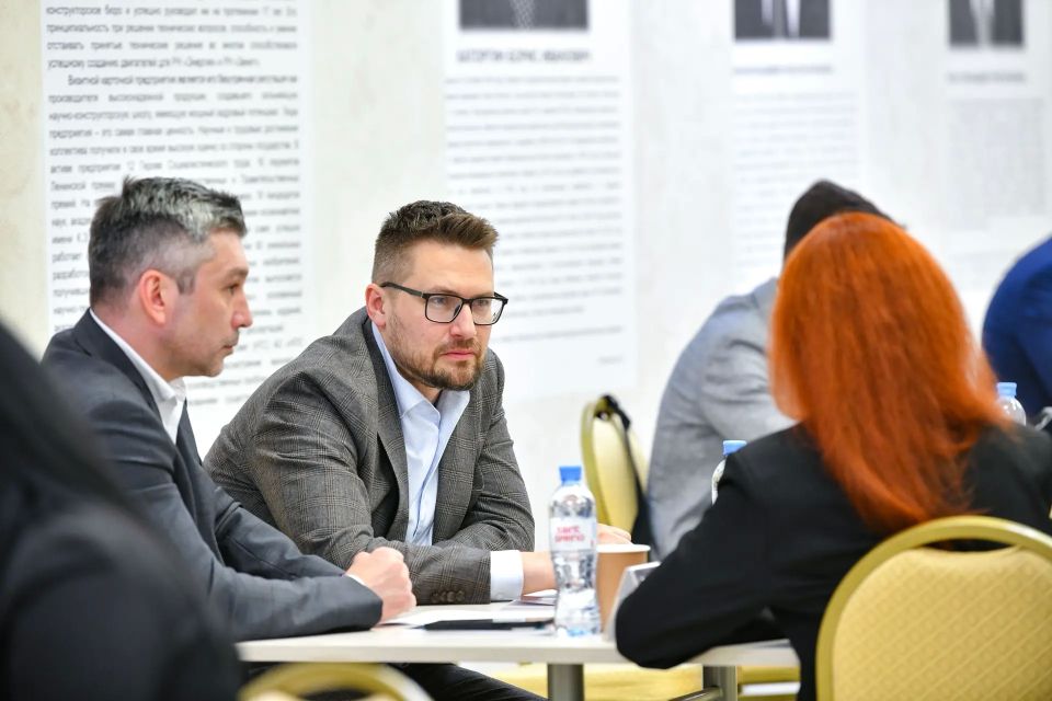 В Химках провели выездную администрацию для сотрудников НПО «Энергомаш» В Химках провели выездную администрацию для сотрудников НПО «Энергомаш»