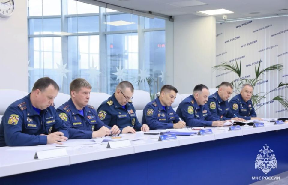 Алексей Павлов принял участие в заседании совета руководителей территориальных органов МЧС России в Центральном федеральном округе Алексей Павлов принял участие в заседании совета руководителей территориальных органов МЧС России в Центральном федеральном округе