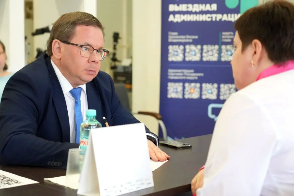 На Загорском оптико-механическом заводе прошла встреча в формате «Выездной администрации» На Загорском оптико-механическом заводе прошла встреча в формате «Выездной администрации»