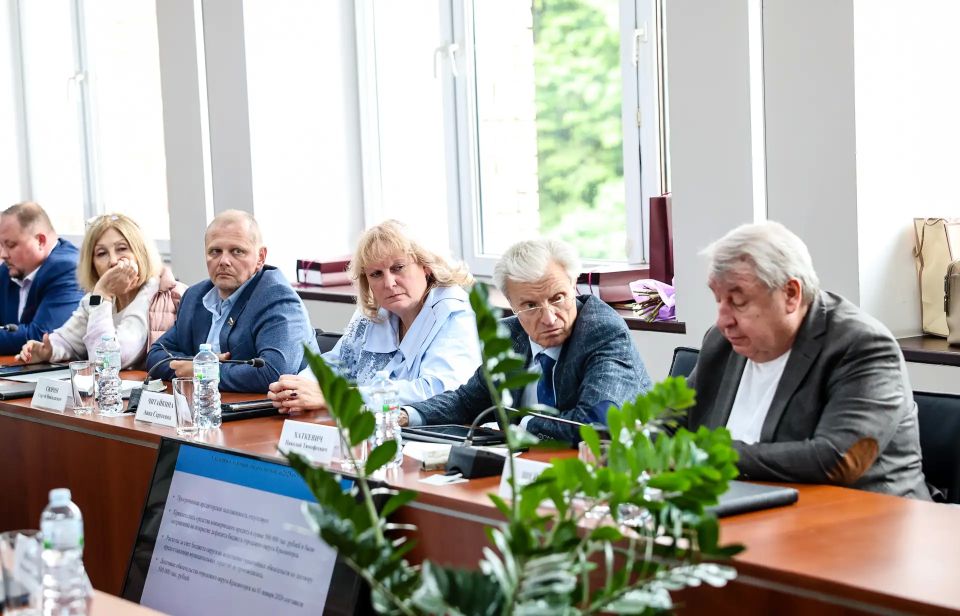Ключевые вопросы экономической и финансовой деятельности округа обсудили на очередным заседании Совета депутатов в Красногорске Ключевые вопросы экономической и финансовой деятельности округа обсудили на очередным заседании Совета депутатов в Красногорске