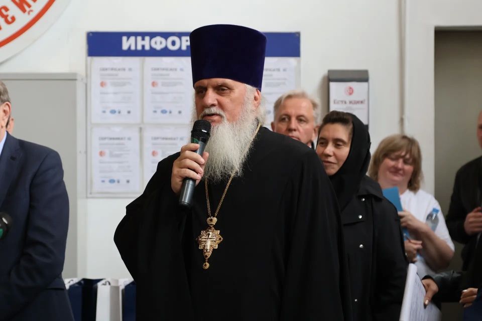 Сергей Мужальских: В преддверии Дня химика поздравил коллектив Ступинского химического завода Сергей Мужальских: В преддверии Дня химика поздравил коллектив Ступинского химического завода