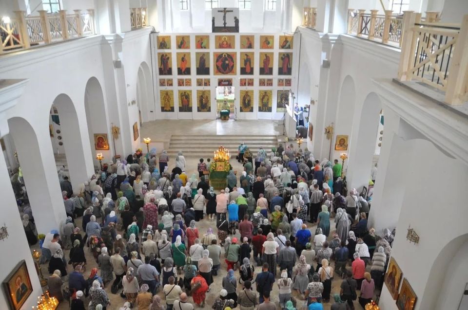 В Казанском храме города Раменское отметят День Святой Троицы концертом творческих коллективов В Казанском храме города Раменское отметят День Святой Троицы концертом творческих коллективов