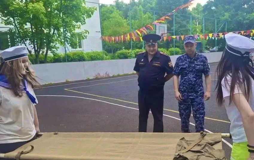 Росгвардейцы вошли в состав жюри военно-патриотической игры «Зарница» в Подмосковье Росгвардейцы вошли в состав жюри военно-патриотической игры «Зарница» в Подмосковье