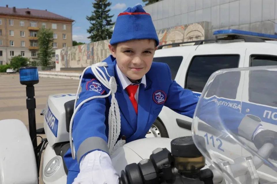 В Королёве прошло масштабное и познавательное мероприятие в рамках областной акции «Один день с полицией» В Королёве прошло масштабное и познавательное мероприятие в рамках областной акции «Один день с полицией»
