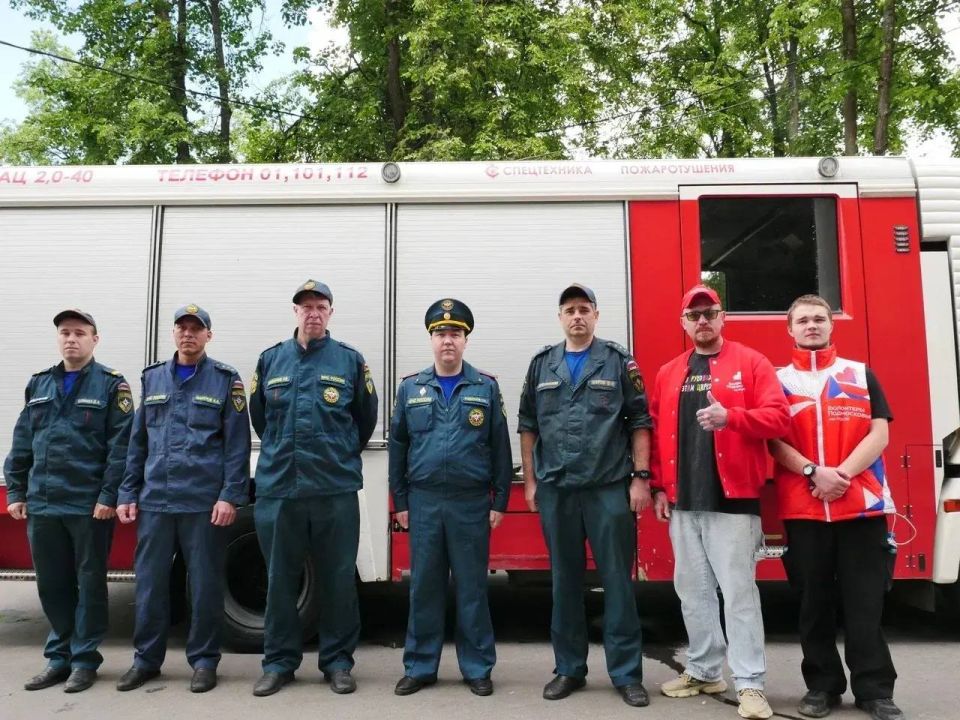 На днях в парке Красногорска развернулся масштабный фестиваль «Безопасный город», в котором приняли участие представители экстренных служб округа На днях в парке Красногорска развернулся масштабный фестиваль «Безопасный город», в котором приняли участие представители экстренных служб округа