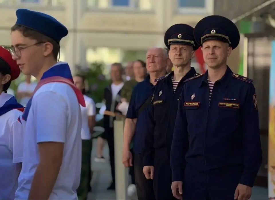 Росгвардейцы организовали военно-патриотическую игру «Зарница» в Подмосковье