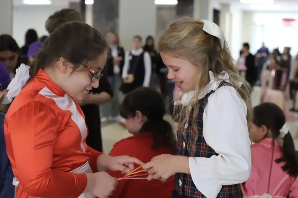 Северная Осетия-Алания: 400 «Орлят России» вступили в «Движение Первых» Северная Осетия-Алания: 400 «Орлят России» вступили в «Движение Первых»