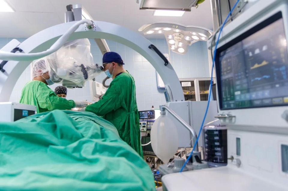 Более 1 200 высокотехнологичных операций провели нейрохирурги в Люберцах за три года Более 1 200 высокотехнологичных операций провели нейрохирурги в Люберцах за три года