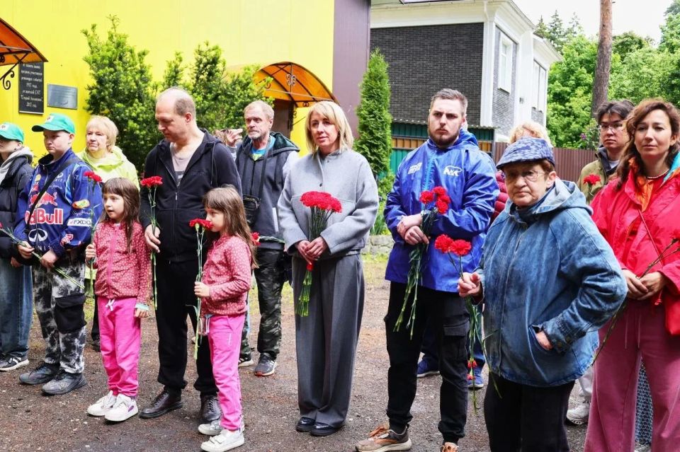 В Мытищах открыли памятную доску Маршалу Блюхеру В Мытищах открыли памятную доску Маршалу Блюхеру