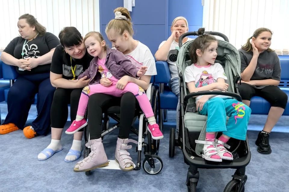 Федеральный детский реабилитационный центр «Кораблик» в Подольске отметил трёхлетие в Международный день защиты детей Федеральный детский реабилитационный центр «Кораблик» в Подольске отметил трёхлетие в Международный день защиты детей