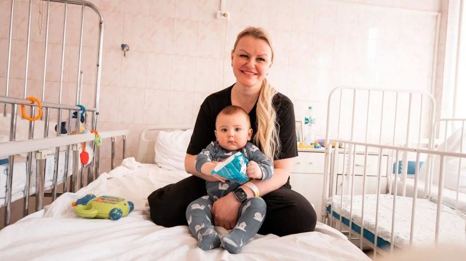 В детской больнице Люберец юные пациенты сделали куклы-обереги в День защиты детей В детской больнице Люберец юные пациенты сделали куклы-обереги в День защиты детей