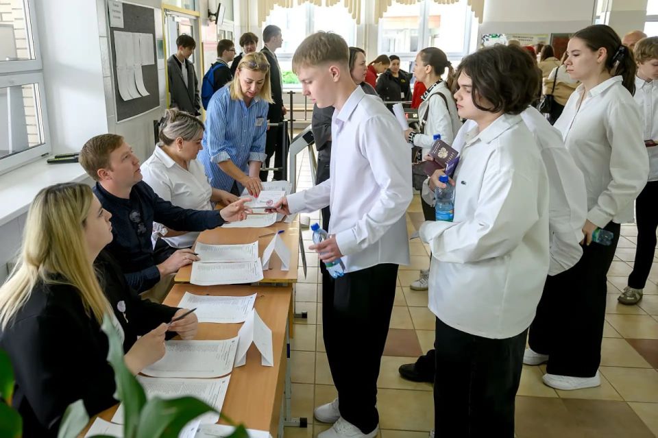 4855 подольских девятиклассников сегодня сдают ОГЭ по математике 4855 подольских девятиклассников сегодня сдают ОГЭ по математике