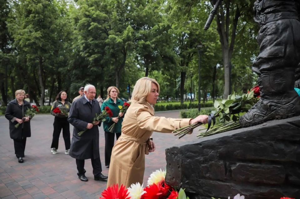 Домодедово с рабочим визитом посетила руководитель Комитета семей воинов Отечества Московской области Марина Мигунова Домодедово с рабочим визитом посетила руководитель Комитета семей воинов Отечества Московской области Марина Мигунова