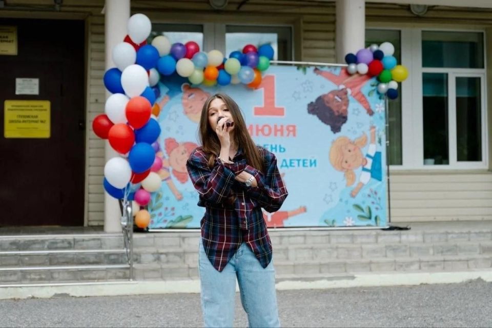В Глуховской школе-интернате №2 состоялось праздничное мероприятие для воспитанников В Глуховской школе-интернате №2 состоялось праздничное мероприятие для воспитанников