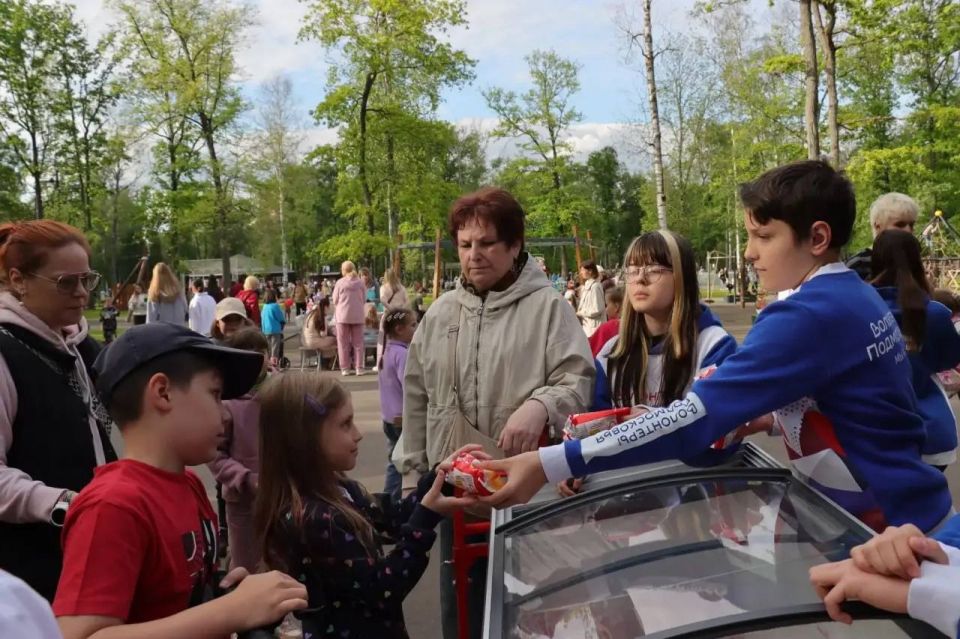 Сергей Мужальских: В Международный день защиты детей парк имени Николая Островского вновь стал одной большой территорией детства, улыбок и хорошего настроения Сергей Мужальских: В Международный день защиты детей парк имени Николая Островского вновь стал одной большой территорией детства, улыбок и хорошего настроения