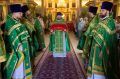 В престольный праздник Свято-Духовского храма села Шкинь для молитвенного поклонения верующих прибыла икона Пояс Пресвятой Богородицы