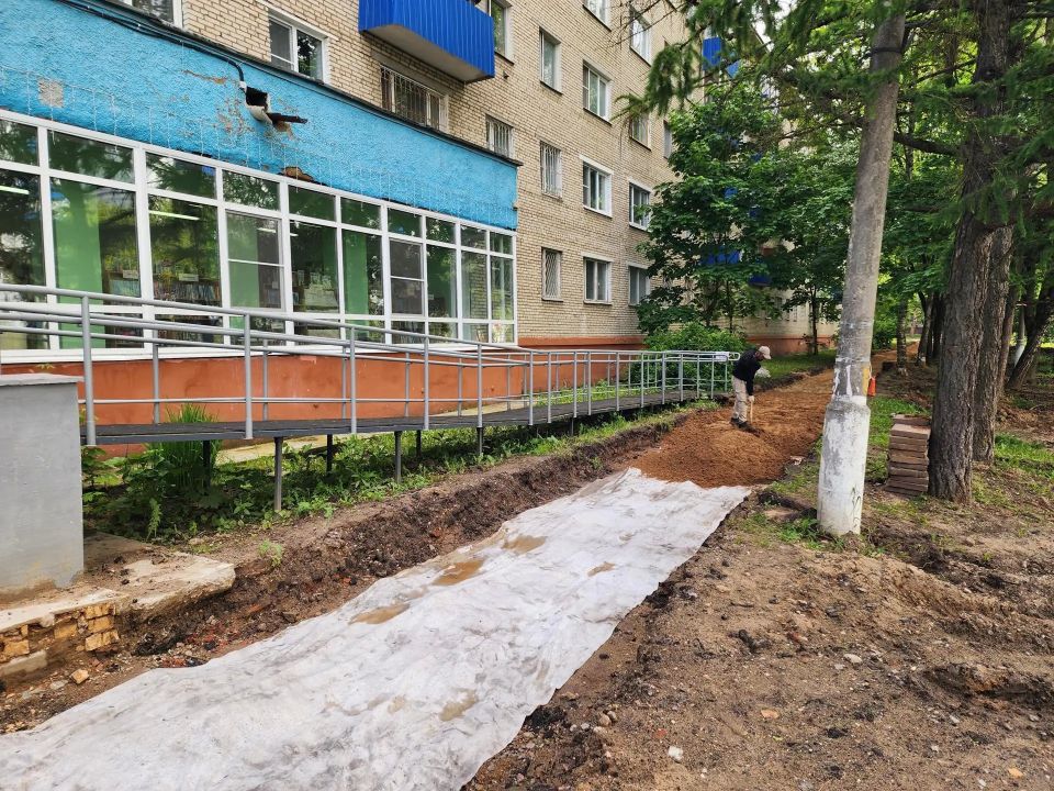 В Солнечногорске начали ремонт пешеходного маршрута у детской библиотеки! В Солнечногорске начали ремонт пешеходного маршрута у детской библиотеки!