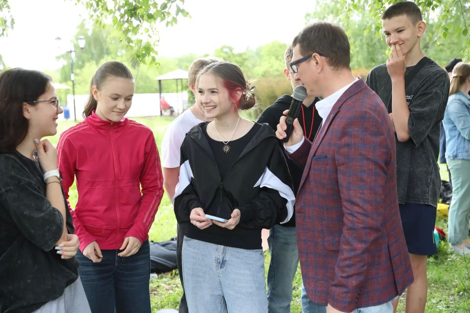Свежий воздух и Интернет: в Долгопрудном прошёл молодёжный «Медиапикник» Свежий воздух и Интернет: в Долгопрудном прошёл молодёжный «Медиапикник»