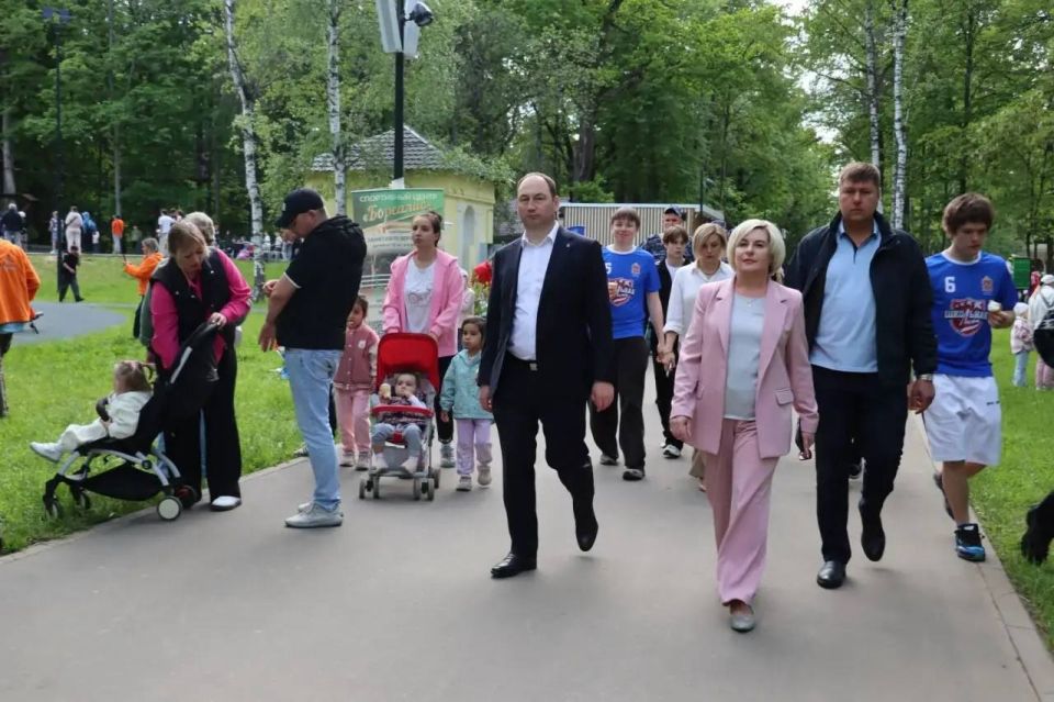 Сергей Мужальских: В Международный день защиты детей парк имени Николая Островского вновь стал одной большой территорией детства, улыбок и хорошего настроения Сергей Мужальских: В Международный день защиты детей парк имени Николая Островского вновь стал одной большой территорией детства, улыбок и хорошего настроения