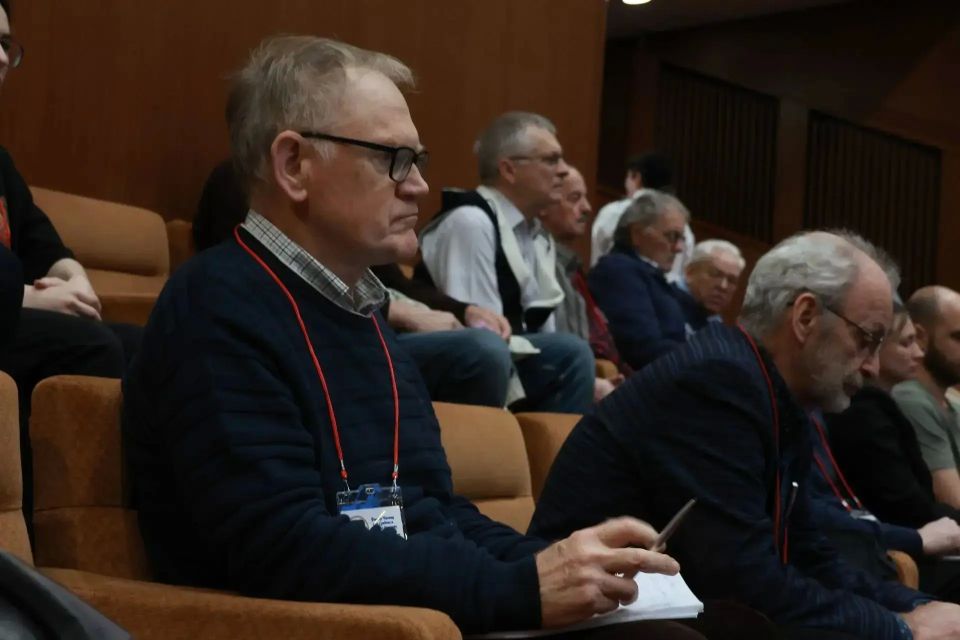 В Серпухове стартовала ежегодная конференция по фундаментальной физике, которая проходит в ИФВЭ им. А.А. Логунова (НИЦ «Курчатовский институт») В Серпухове стартовала ежегодная конференция по фундаментальной физике, которая проходит в ИФВЭ им. А.А. Логунова (НИЦ «Курчатовский институт»)