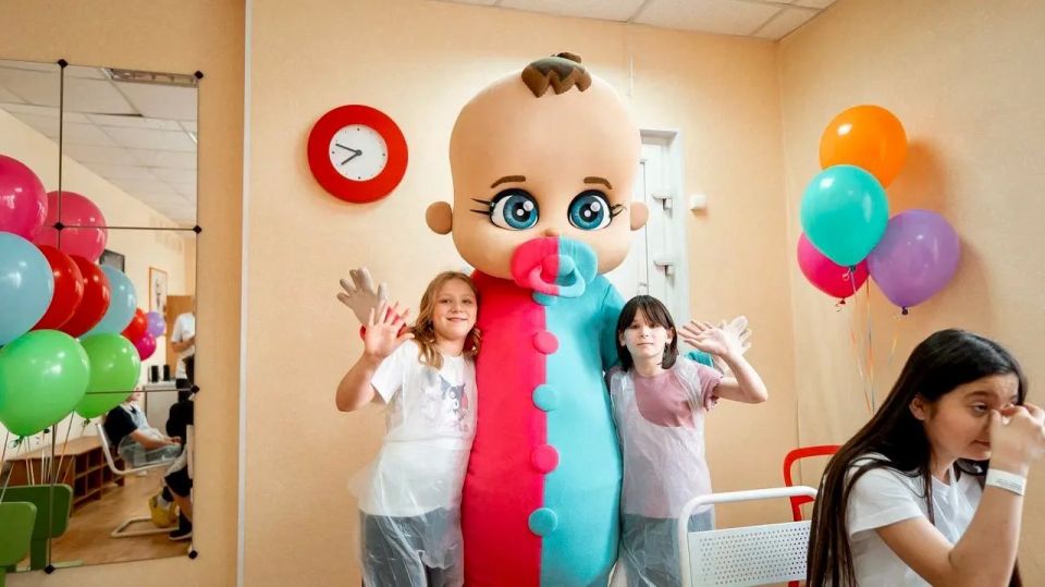 В детской больнице Люберец юные пациенты сделали куклы-обереги в День защиты детей В детской больнице Люберец юные пациенты сделали куклы-обереги в День защиты детей