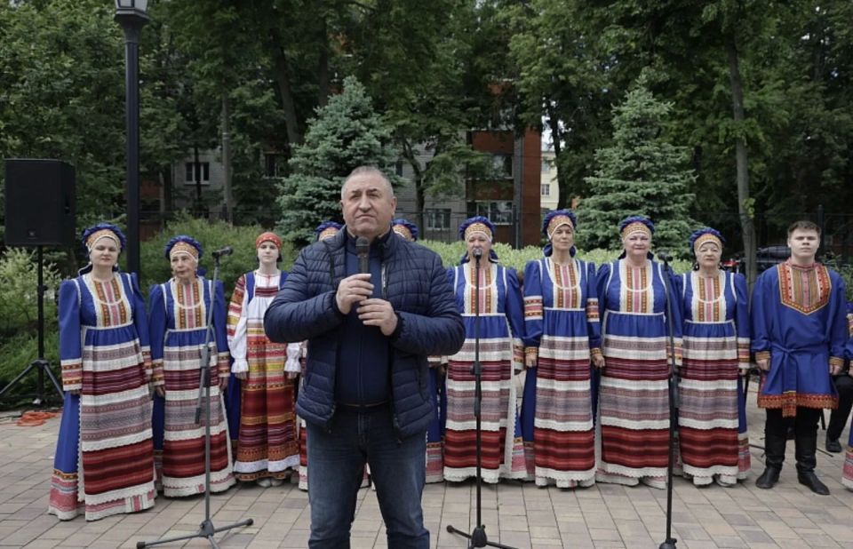 31 мая, в светлый и благодатный день Святой Троицы, на территории Иерусалимского храма состоялся праздничный концерт «Под сенью дивных алтарей» 31 мая, в светлый и благодатный день Святой Троицы, на территории Иерусалимского храма состоялся праздничный концерт «Под сенью дивных алтарей»