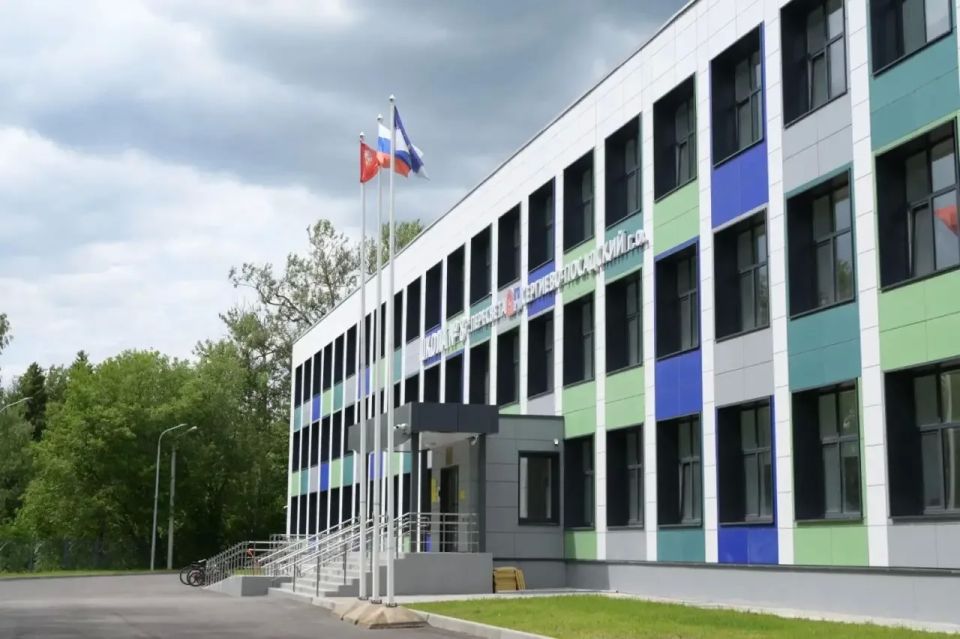 В прошлом году в городе Пересвет капитально отремонтировали школу №8