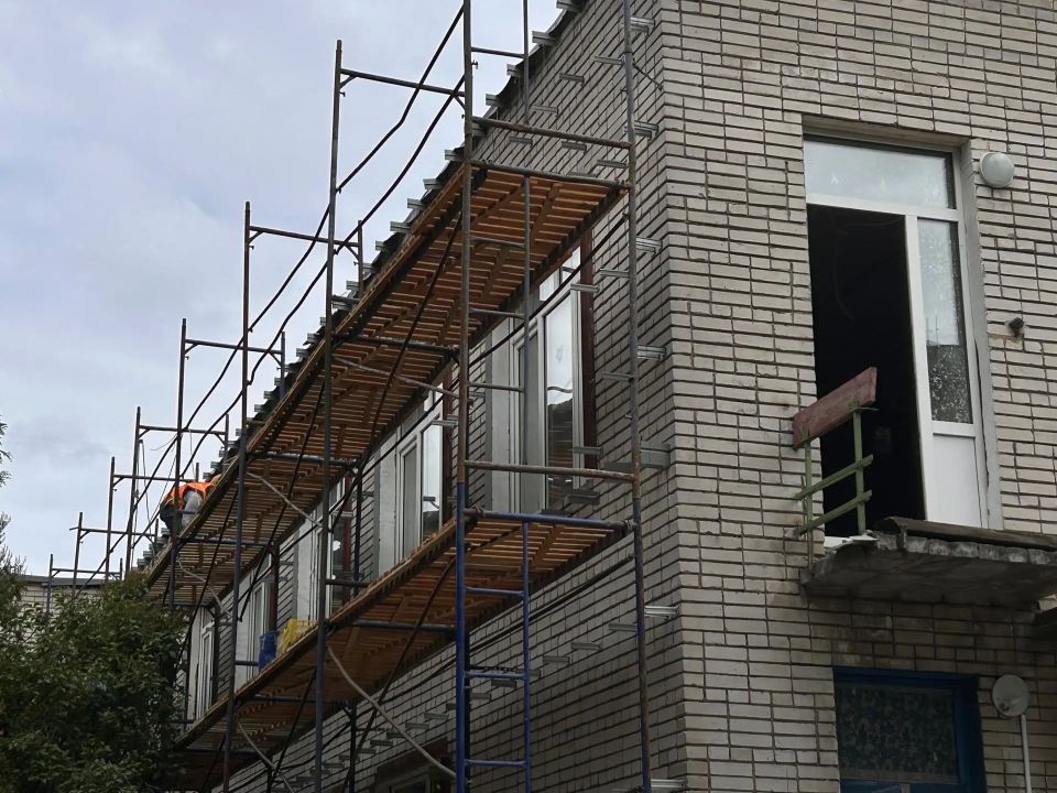 Кровля детского сада гимназии №17 в Королёве готова на 70 процентов Кровля детского сада гимназии №17 в Королёве готова на 70 процентов