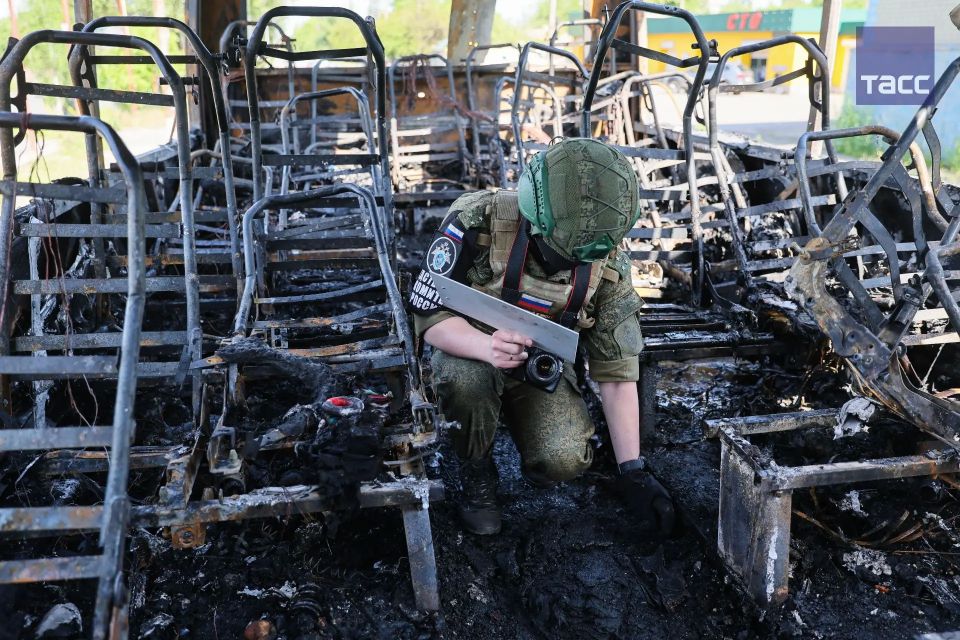 До 8 человек увеличилось число погибших после удара по рейсовому автобусу в ДНР, их тела еще не опознаны, эта работа ведется, заявил глава республики Денис Пушилин До 8 человек увеличилось число погибших после удара по рейсовому автобусу в ДНР, их тела еще не опознаны, эта работа ведется, заявил глава республики Денис Пушилин