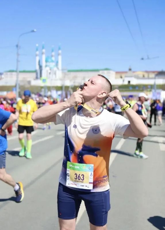 #ЗнайНаших. Сегодня, в Международный день бега, героем рубрики «Знай наших» стал сотрудник Одинцовского отдела вневедомственной охраны старший лейтенант полиции Дмитрий Д. Увлечение бегом на длинные дистанции стало для... #ЗнайНаших. Сегодня, в Международный день бега, героем рубрики «Знай наших» стал сотрудник Одинцовского отдела вневедомственной охраны старший лейтенант полиции Дмитрий Д. Увлечение бегом на длинные дистанции стало для...