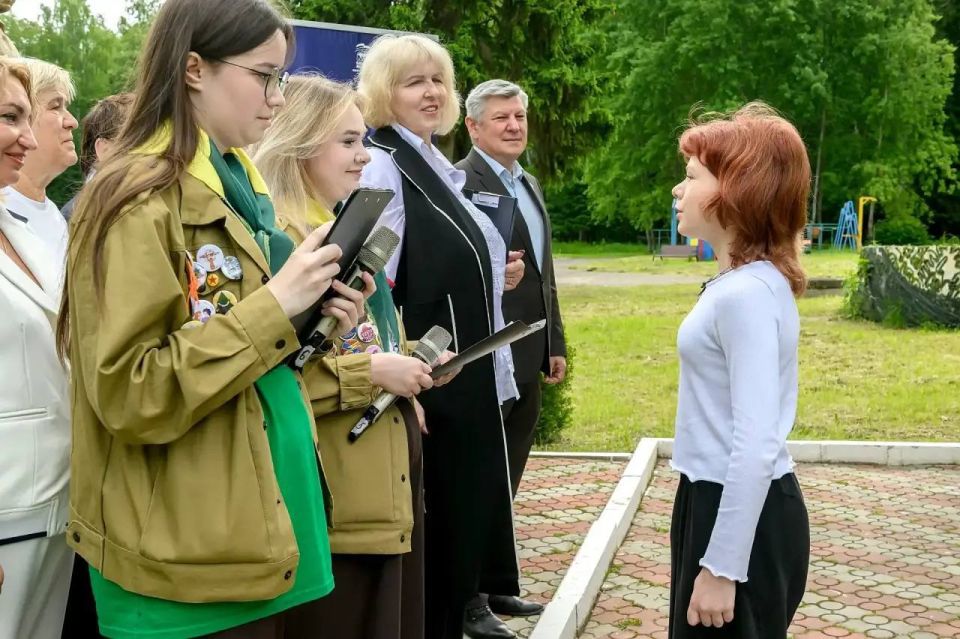 В лагере «Ромашка» торжественно дали старт первой смене В лагере «Ромашка» торжественно дали старт первой смене