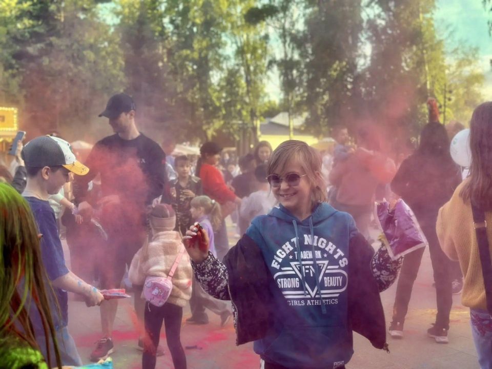 «Палитра детства» раскрасила Центральный парк в Пушкино «Палитра детства» раскрасила Центральный парк в Пушкино