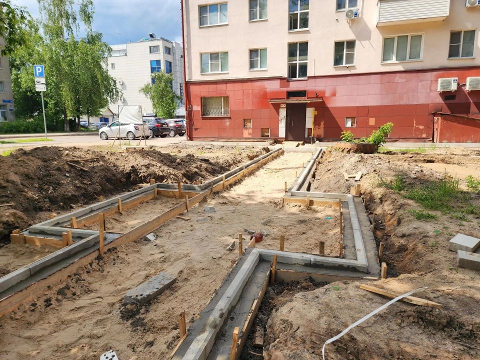 Благоустройство дворов на Советской и Почтовой - выполнено на 65%! Благоустройство дворов на Советской и Почтовой - выполнено на 65%!