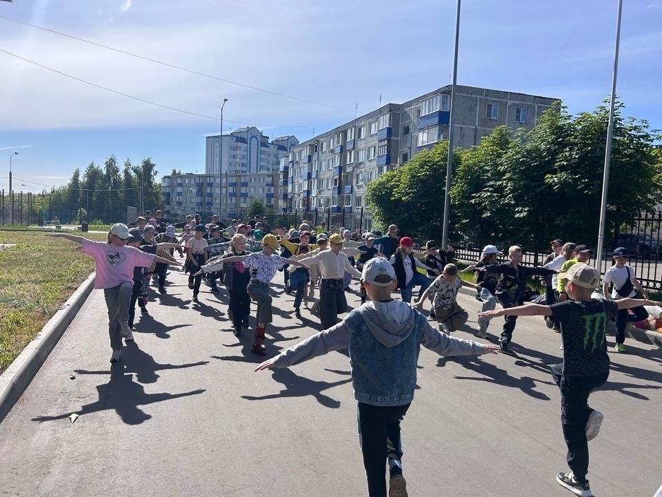 В Богородском округе начал работу комплекс из 35 пришкольных лагерей с дневным пребыванием детей В Богородском округе начал работу комплекс из 35 пришкольных лагерей с дневным пребыванием детей