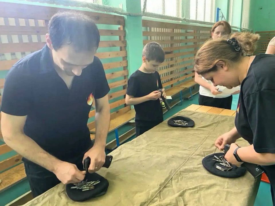 В Подольске выбрали самую сплоченную команду для регионального этапа «Семейной зарницы» В Подольске выбрали самую сплоченную команду для регионального этапа «Семейной зарницы»
