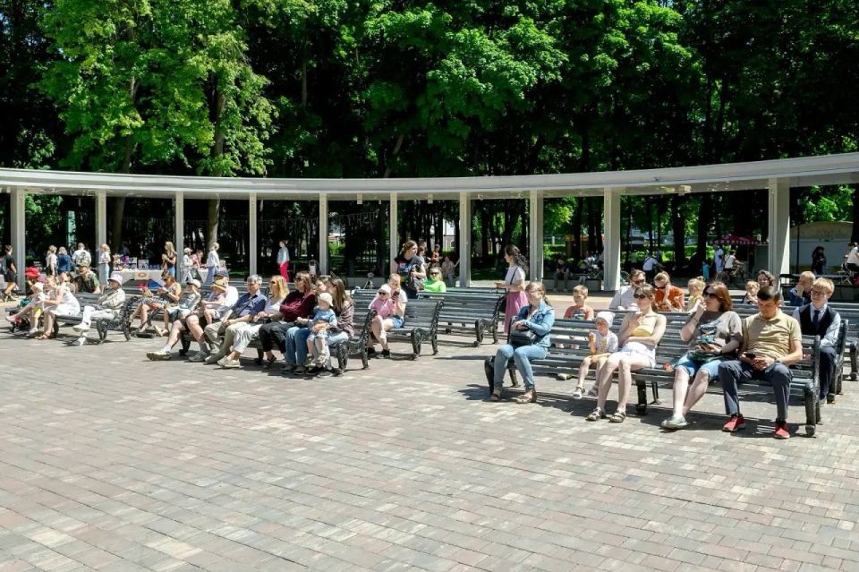 В парке имени Виктора Талалихина отметили День русского языка В парке имени Виктора Талалихина отметили День русского языка