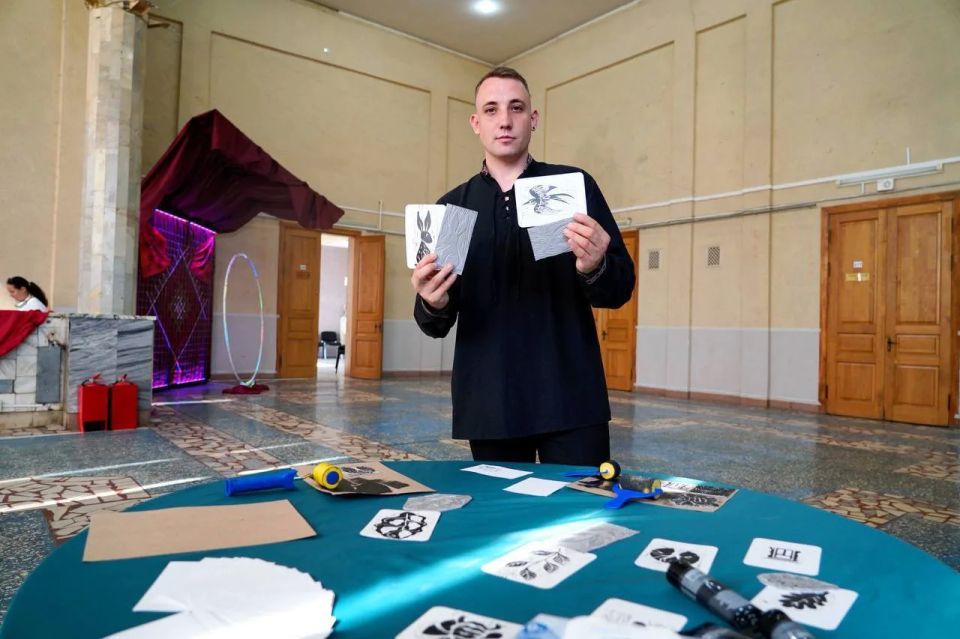 Секреты старинных орнаментов: мастер-класс по уникальной технике линогравюры Секреты старинных орнаментов: мастер-класс по уникальной технике линогравюры
