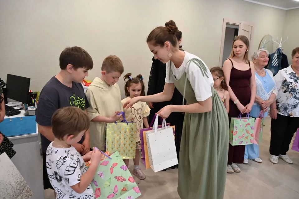 В Едином центре поддержки участников СВО и членов их семей подвели итоги поэтического конкурса «Читаем Пушкина на улице Пушкина» В Едином центре поддержки участников СВО и членов их семей подвели итоги поэтического конкурса «Читаем Пушкина на улице Пушкина»