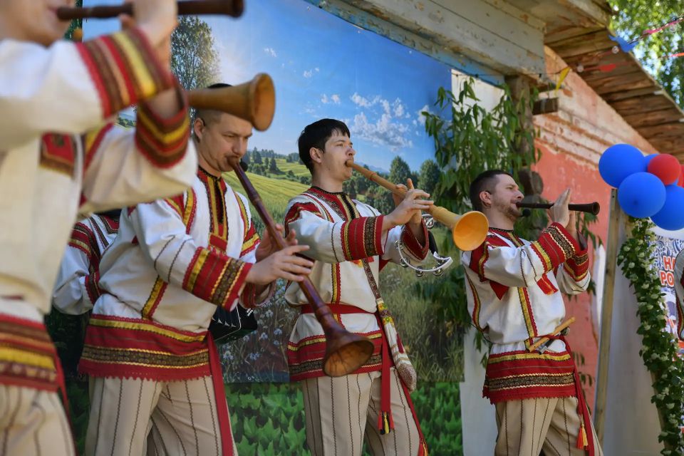 495 лет — солидный возраст с молодой душой: день села Внуково в Дмитровском округе объединил все поколения сельчан 495 лет — солидный возраст с молодой душой: день села Внуково в Дмитровском округе объединил все поколения сельчан