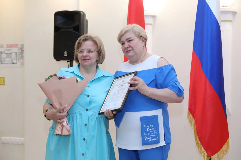 Поддержка и забота: в Долгопрудном поздравили социальных работников округа Поддержка и забота: в Долгопрудном поздравили социальных работников округа