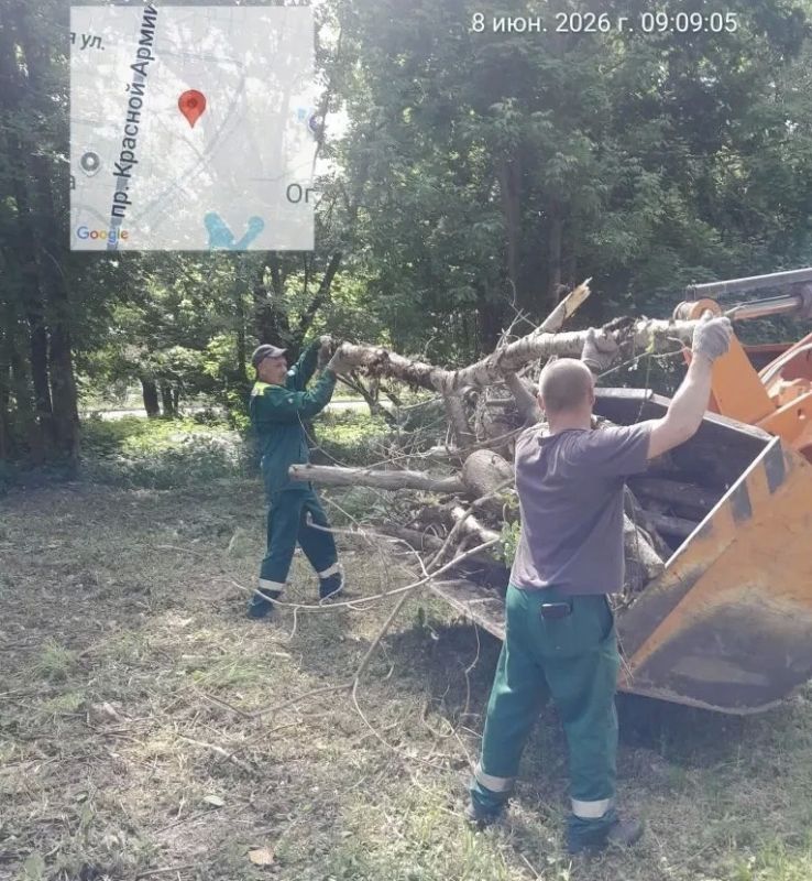 Сотрудники МБУ «Благоустройство СП» продолжают наводить порядок во всех населённых пунктах Сергиево-Посадского округа Сотрудники МБУ «Благоустройство СП» продолжают наводить порядок во всех населённых пунктах Сергиево-Посадского округа