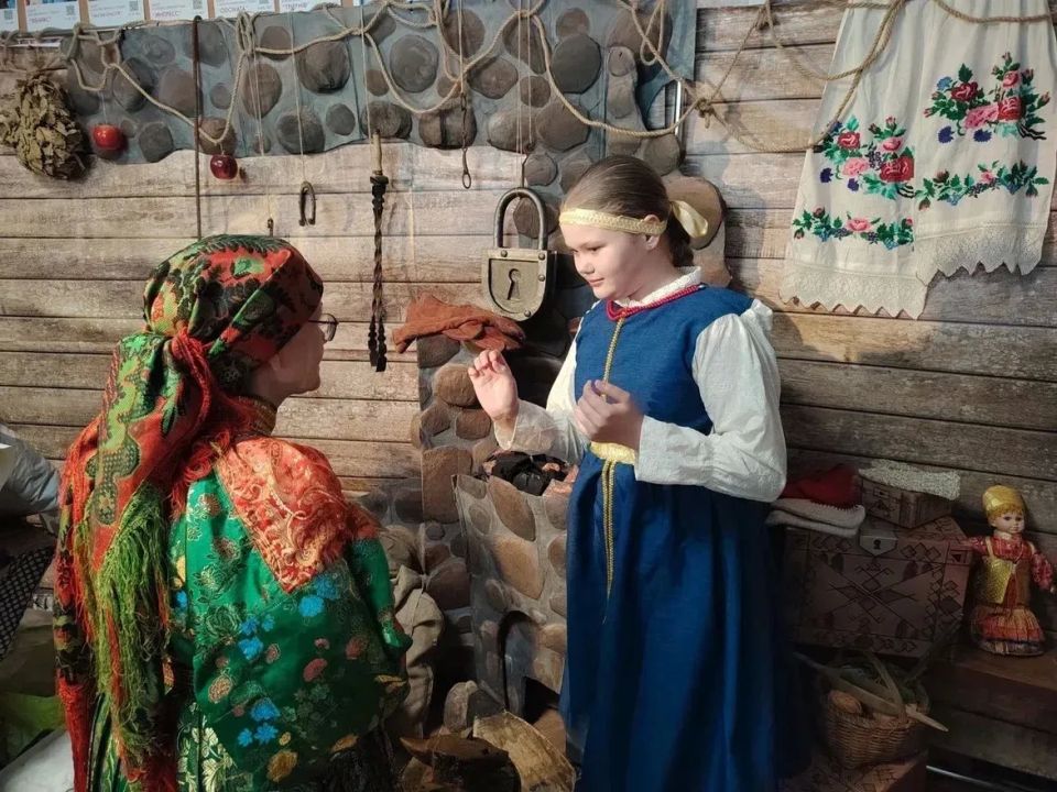 В сельском клубе «Поздняково» состоялся концерт – презентация этнокультурного проекта «По России, танцуя» В сельском клубе «Поздняково» состоялся концерт – презентация этнокультурного проекта «По России, танцуя»