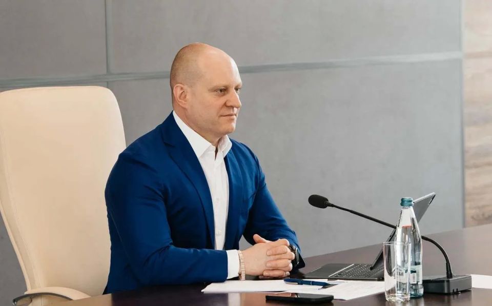 Максим Красноцветов: Сегодня состоялось еженедельное совещание под председательством губернатора Московской области Андрея Воробьева