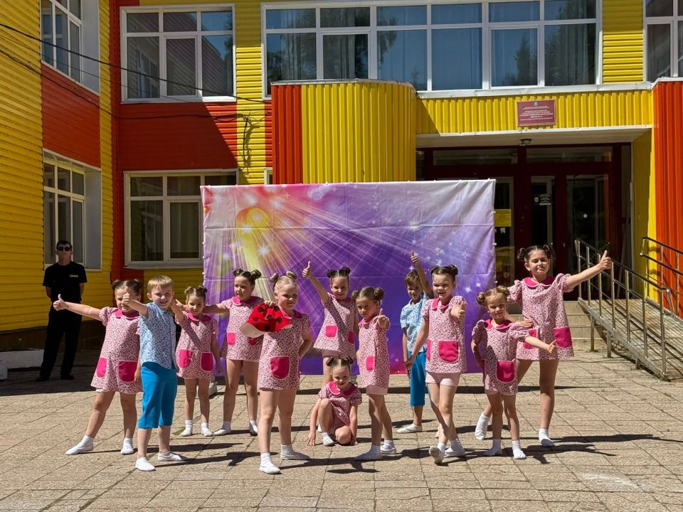 В селе Старая Ситня отметили День села праздничной программой «Край родной – любимый край!» В селе Старая Ситня отметили День села праздничной программой «Край родной – любимый край!»