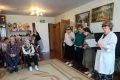 Подарок от души: активные долголеты из Мытищ выступили в доме престарелых