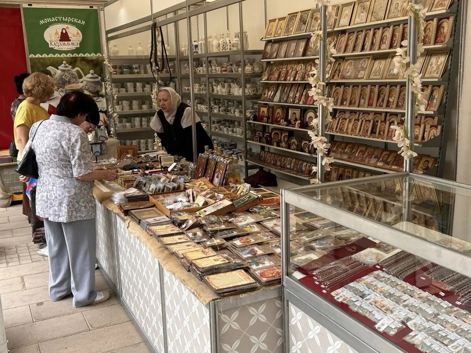 В Королёве открылась православная выставка - ярмарка «Кладезь» с редкой иконой и монастырскими изделиями В Королёве открылась православная выставка - ярмарка «Кладезь» с редкой иконой и монастырскими изделиями
